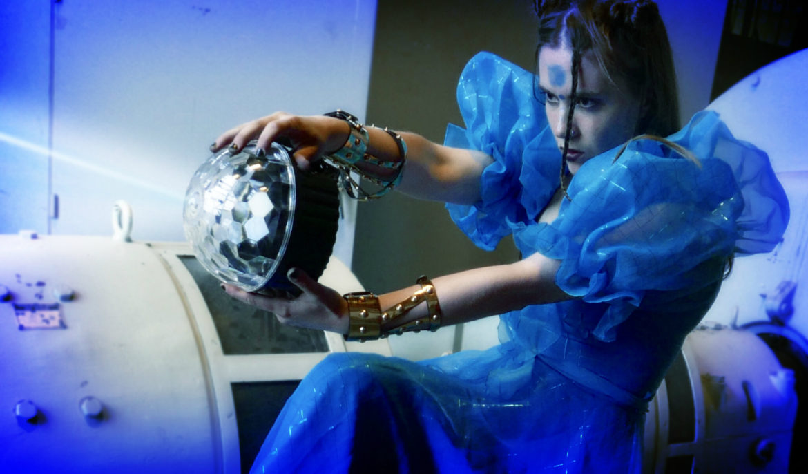 Close Encounters of a Possimiste Kind