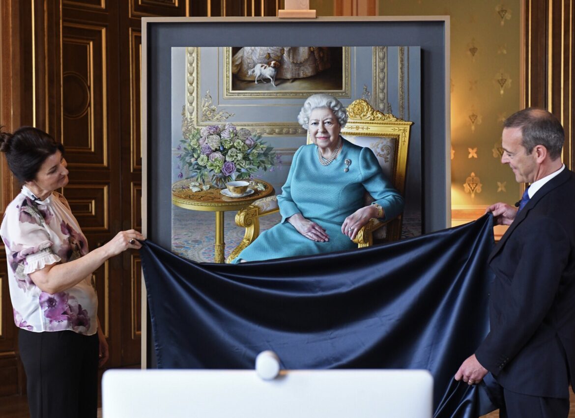 Queen’s Latest Portrait Highlights Importance in The History of Art